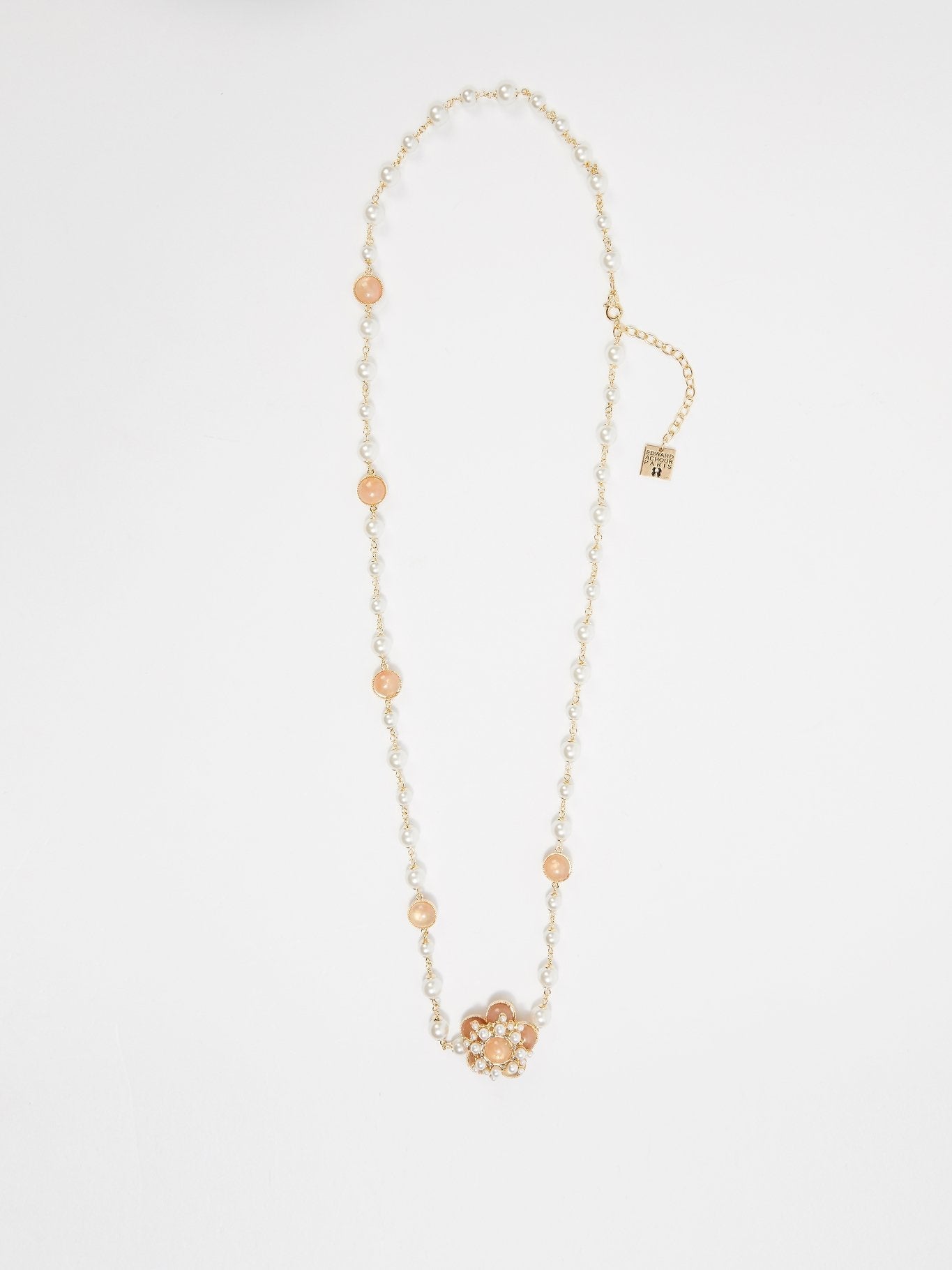 Nude Flower Pearl Necklace