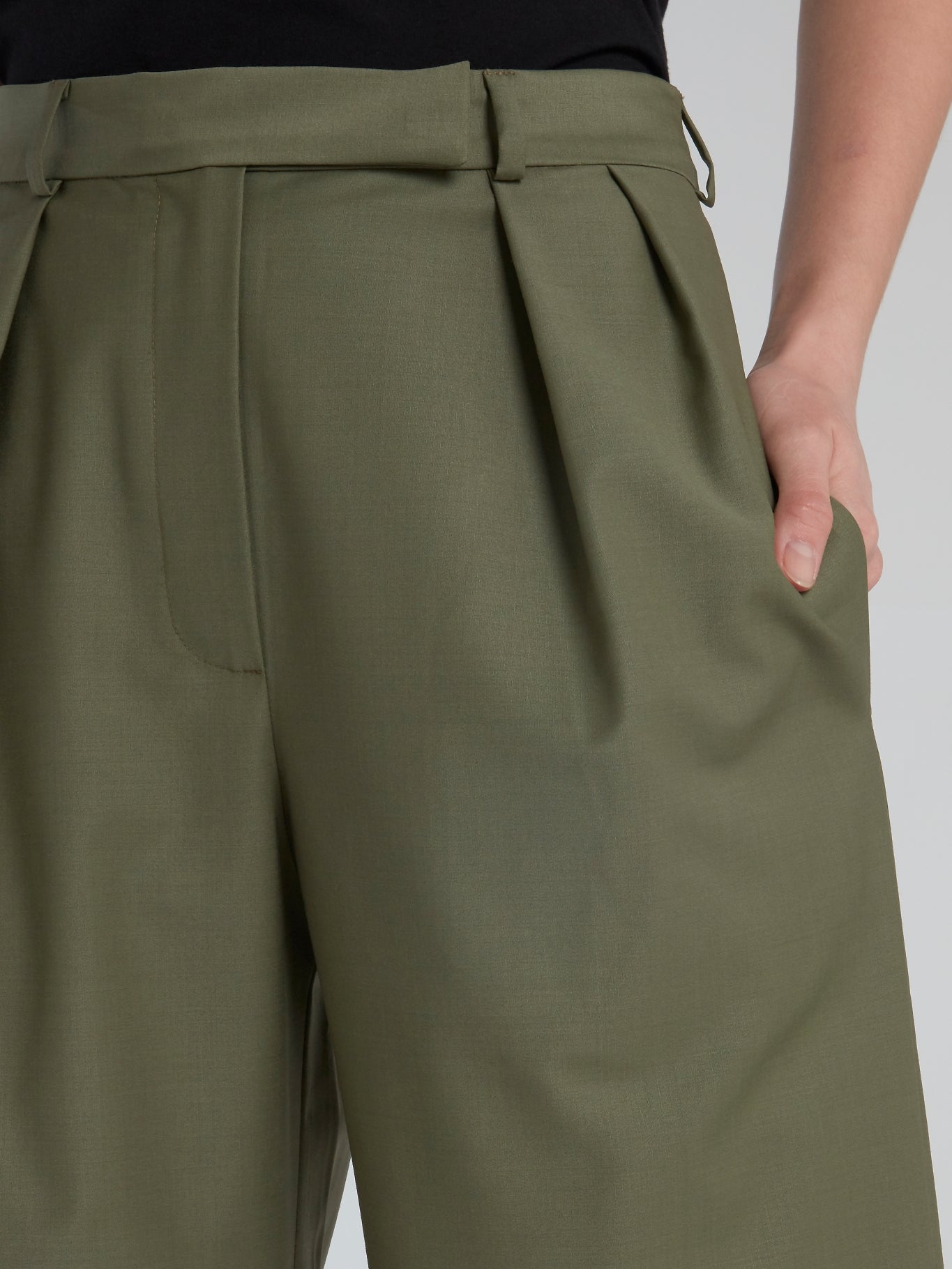 Prince of Wales Khaki Shorts