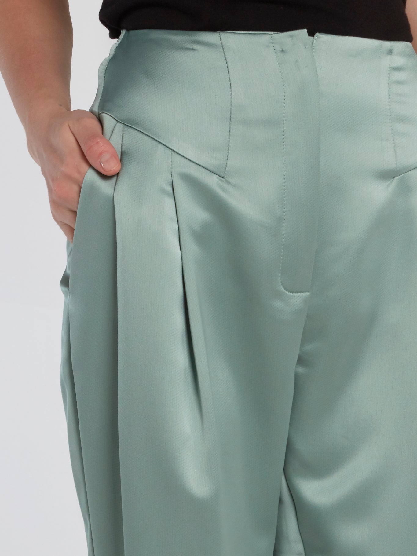 Mint High Rise Pegged Pants