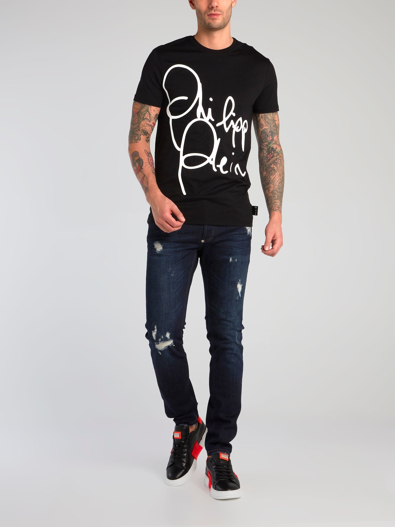 Distressed Slim Fit Jeans