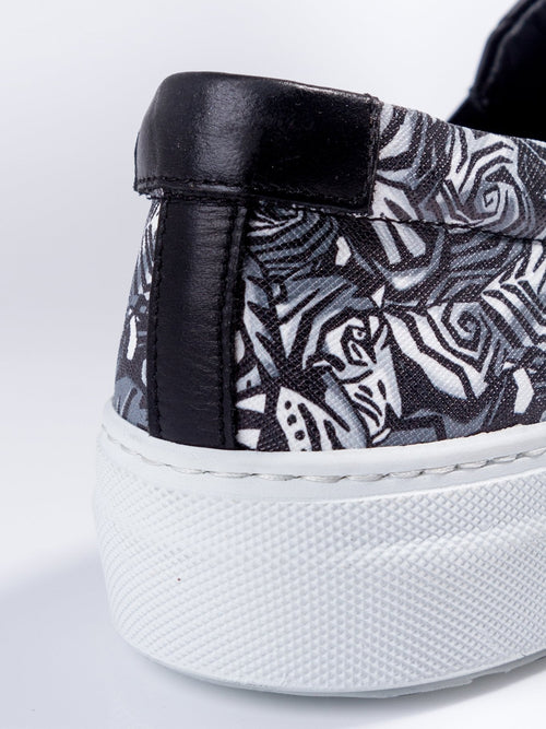 Tiger Print Slip On Sneakers