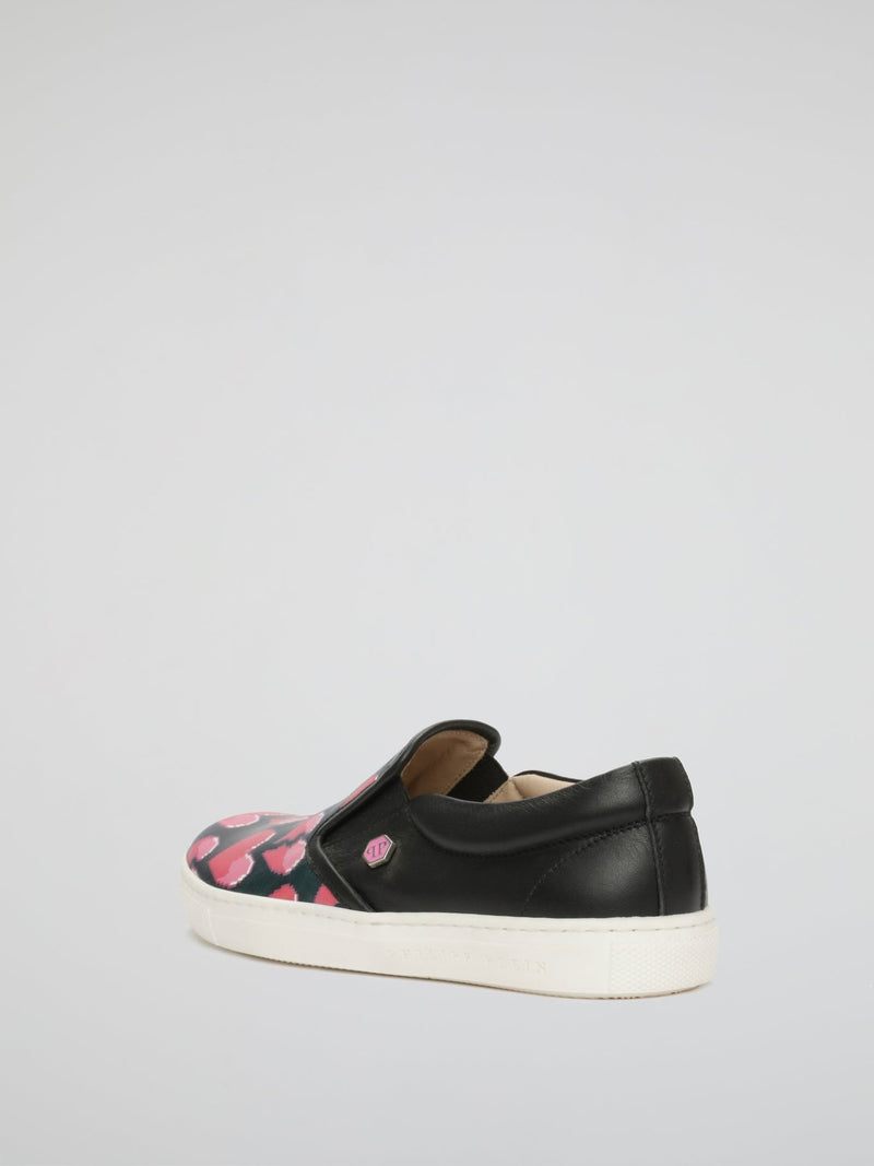 Black Heart Print Slip-On Sneakers (Kids)